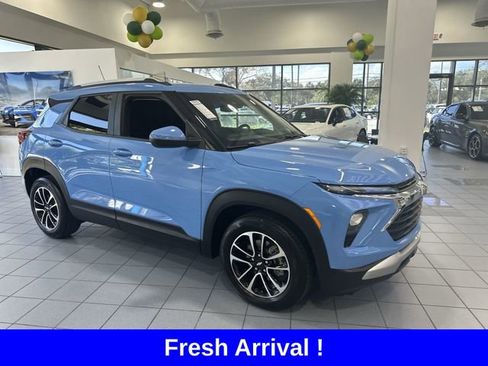 Used 2024 Chevrolet TrailBlazer LT w/ LT Cold Weather Package image 36