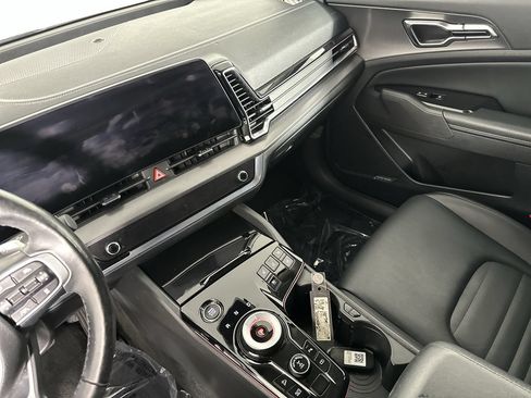 Certified 2023 Kia Sportage SX Prestige AWD/4WD image 13