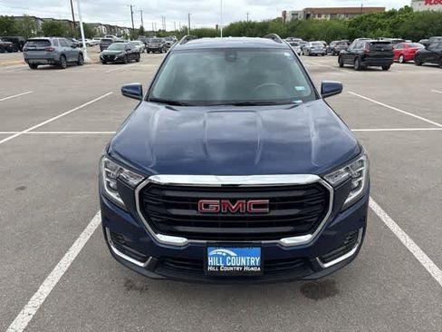 Used 2022 GMC Terrain SLE w/ Driver Convenience Package image 8