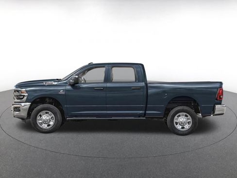 Used 2025 RAM 2500 Big Horn AWD/4WD image 3