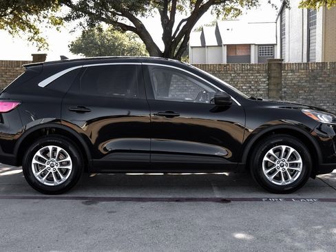 Used 2022 Ford Escape SE w/ Convenience Package image 14