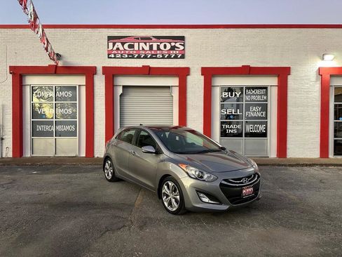 Used 2015 Hyundai Elantra GT w/ Option Group 03 image 48