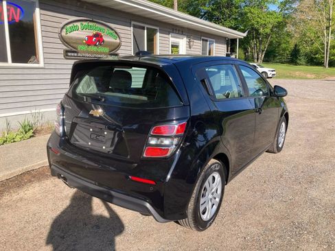Used 2020 Chevrolet Sonic LT image 6