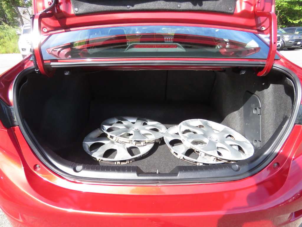 Used 2015 MAZDA MAZDA3 i Sport FWD image 17
