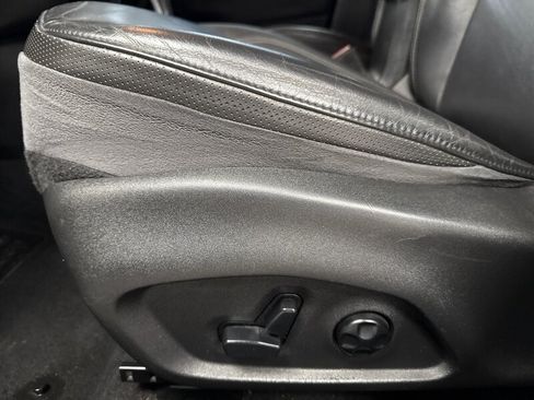 Used 2016 Jeep Renegade Limited FWD image 13