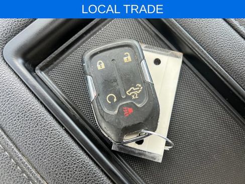 Used 2022 Chevrolet Silverado 2500 LTZ w/ LTZ Plus Package AWD/4WD image 39