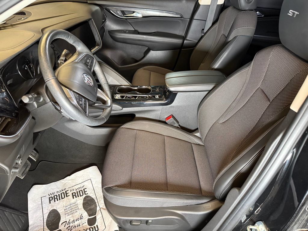Used 2023 Buick Envision Preferred w/ Sport Touring Package AWD/4WD image 21