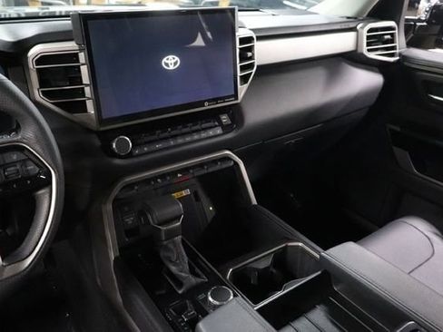 Used 2024 Toyota Tundra Limited w/ Power Package AWD/4WD image 31