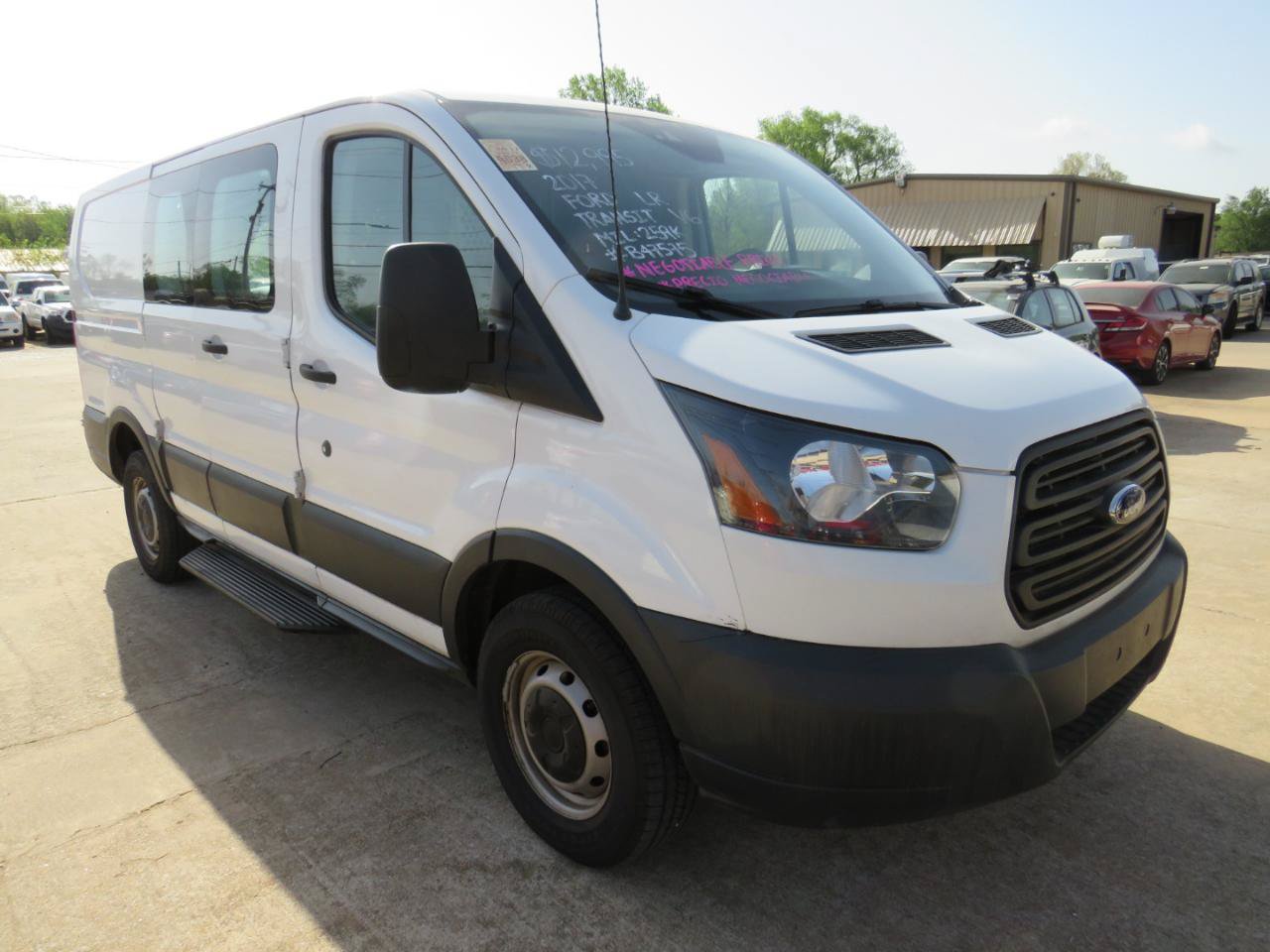 Used 2017 Ford Transit 250 130 Low Roof RWD image 3