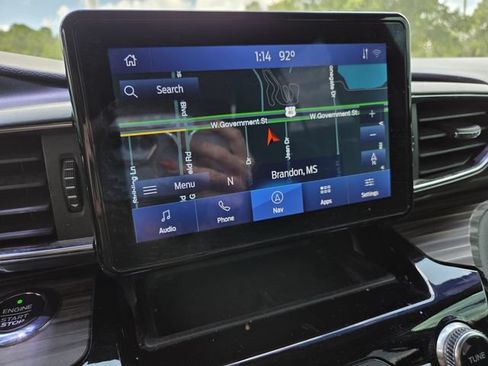 Used 2021 Ford Explorer Limited w/ Equipment Group 301A RWD image 8