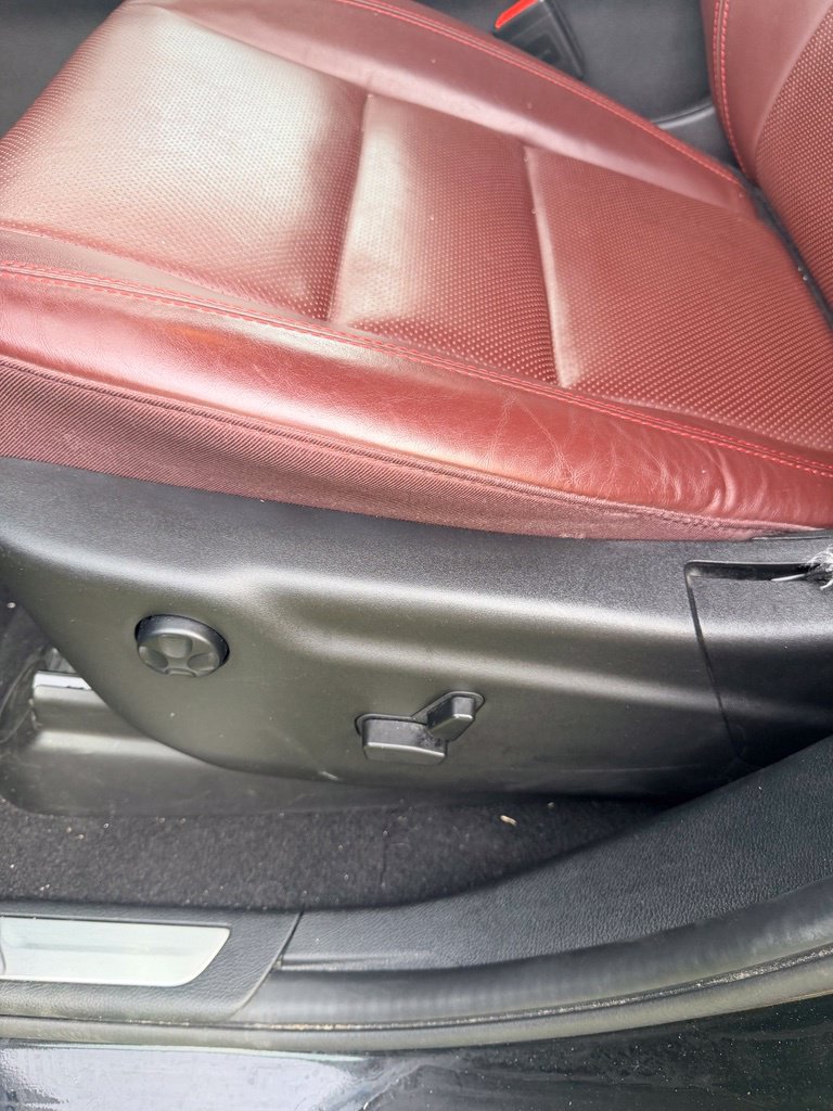 Used 2024 Dodge Durango GT RWD image 16