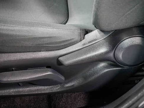 Certified 2019 Toyota RAV4 XLE image 21