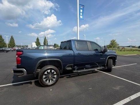 Used 2021 Chevrolet Silverado 2500 LT w/ All Star Edition AWD/4WD image 6