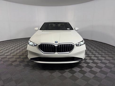 Used 2026 BMW 530i RWD image 5