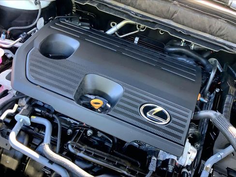 Certified 2026 Lexus RX 350h w/ Convenience Package AWD/4WD image 33
