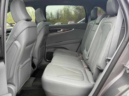 Used 2023 Lincoln Nautilus Reserve w/ Equipment Group 201A AWD/4WD image 20