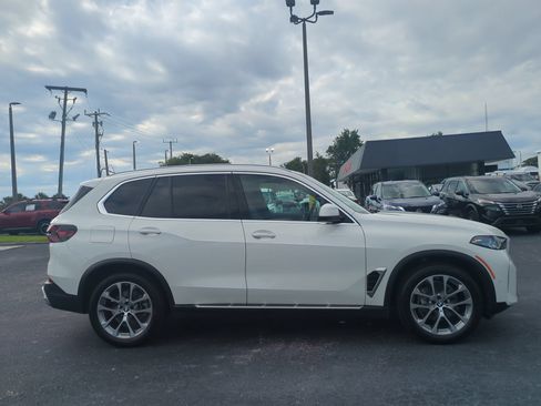 Used 2026 BMW X5 sDrive40i RWD image 3