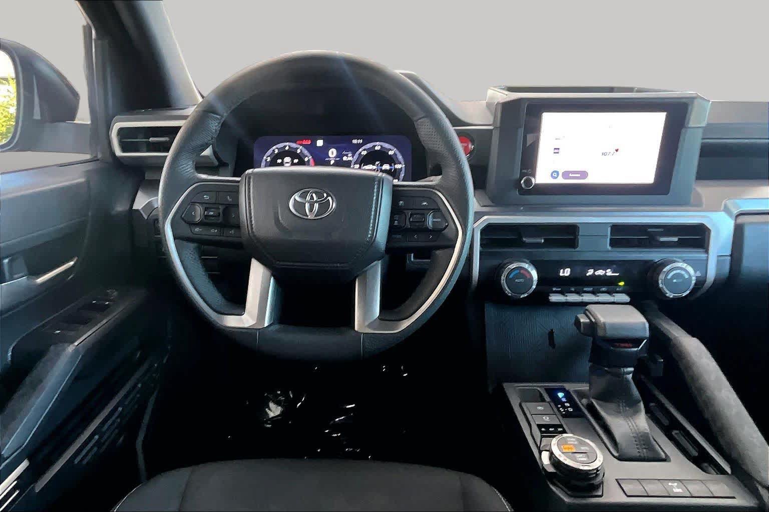 Used 2025 Toyota Tacoma TRD Off-Road AWD/4WD image 6