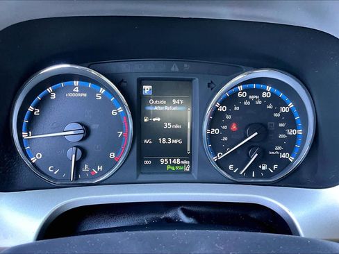 Used 2016 Toyota RAV4 Limited AWD/4WD image 50