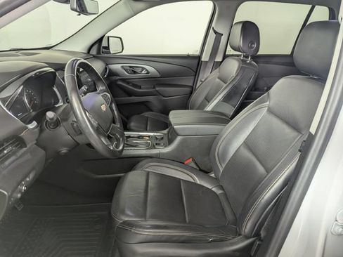 Used 2018 Chevrolet Traverse Premier w/ LPO, 'HIT The Road' Package AWD/4WD image 10