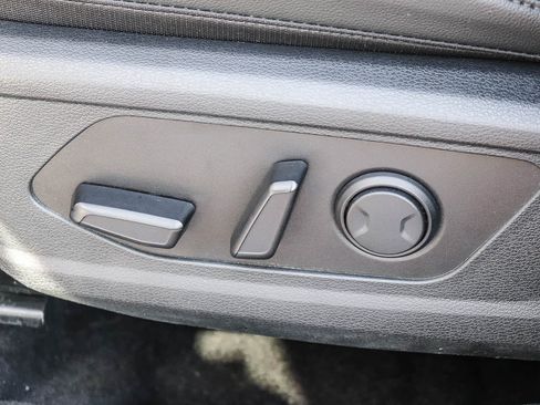 Used 2024 Kia Sportage EX FWD image 18