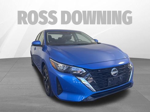 Used 2024 Nissan Sentra SV FWD image 3