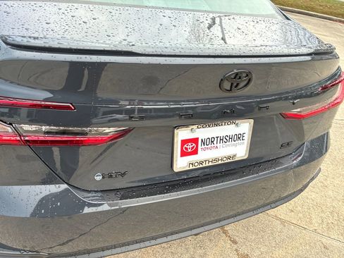 New 2026 Toyota Camry SE image 6