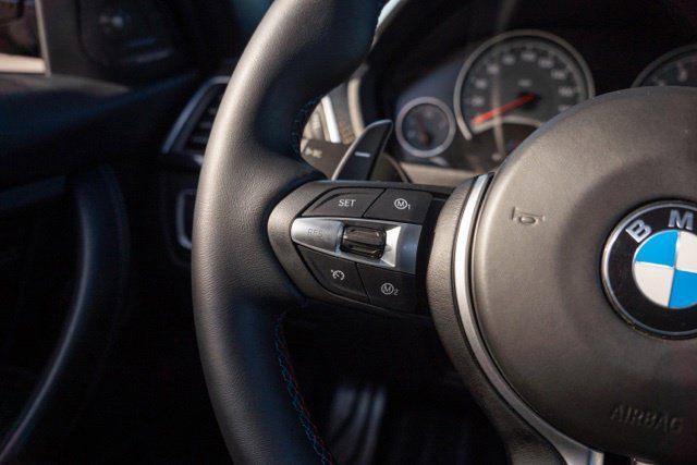 Used 2018 BMW M3 RWD image 21