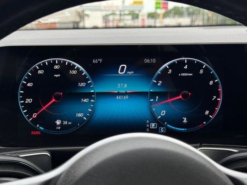 Used 2020 Mercedes-Benz GLB 250 4MATIC image 49
