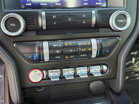 Used 2021 Ford Mustang GT Premium w/ GT Performance Package RWD image 19