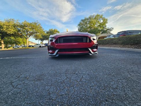 Used 2019 Ford Mustang Coupe w/ Equipment Group 101A RWD image 11