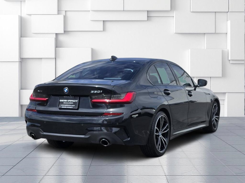 Used 2020 BMW 330i xDrive Sedan w/ M Sport Package AWD/4WD image 7