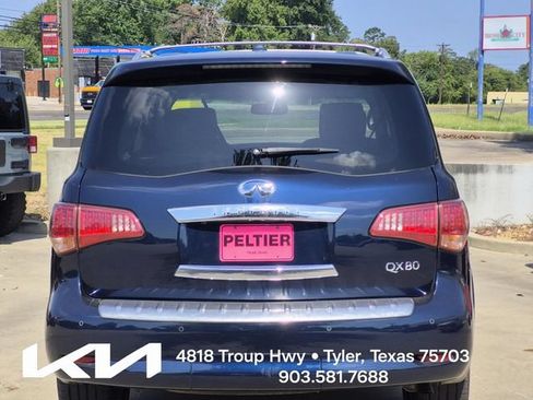 Used 2017 INFINITI QX80 Signature Edition RWD image 5