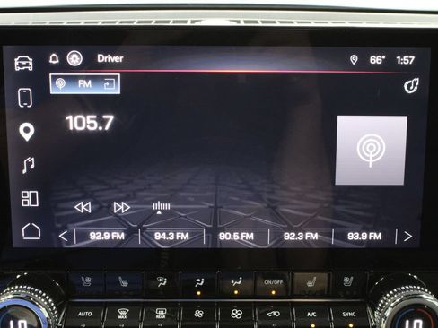 Used 2023 GMC Canyon Denali AWD/4WD image 30