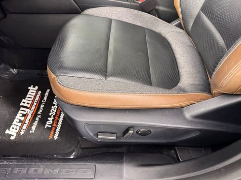 Used 2021 Ford Bronco Sport Outer Banks w/ Outer Banks Package (96D) image 11