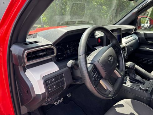 Used 2024 Toyota Tacoma TRD Sport RWD image 29