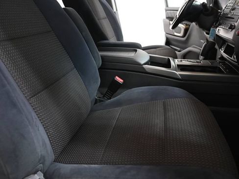 Used 2015 Nissan Armada SV AWD/4WD image 26