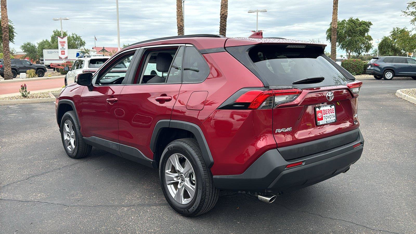 Used 2025 Toyota RAV4 XLE w/ Convenience Package FWD image 6
