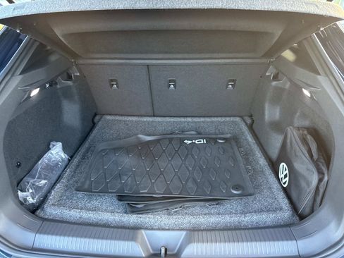 Certified 2023 Volkswagen ID.4 Pro image 5