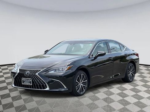 Used 2023 Lexus ES 250 w/ Premium Package AWD/4WD image 5