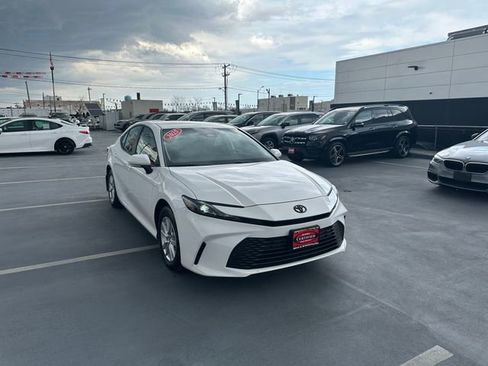 Certified 2025 Toyota Camry LE image 2
