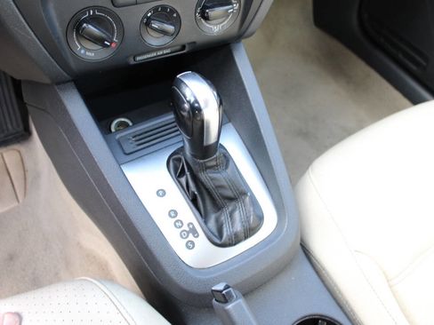 Used 2014 Volkswagen Jetta SE image 17