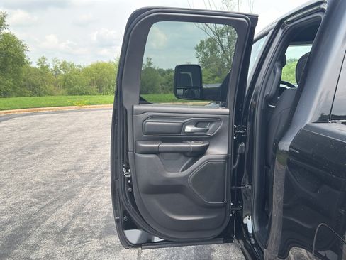 New 2026 RAM 1500 Express AWD/4WD image 31