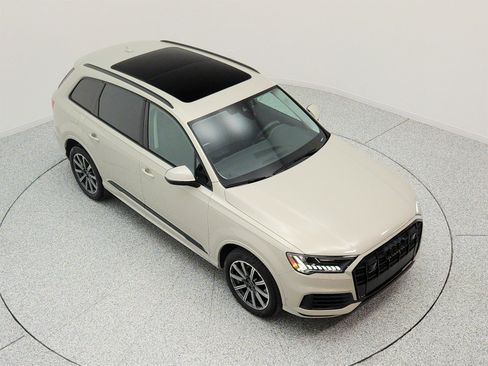Used 2023 Audi Q7 2.0T Premium Plus w/ Premium Plus Package AWD/4WD image 24