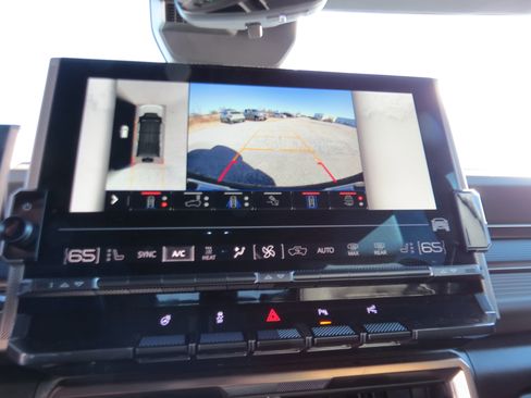 Used 2025 GMC Hummer EV 3X image 25