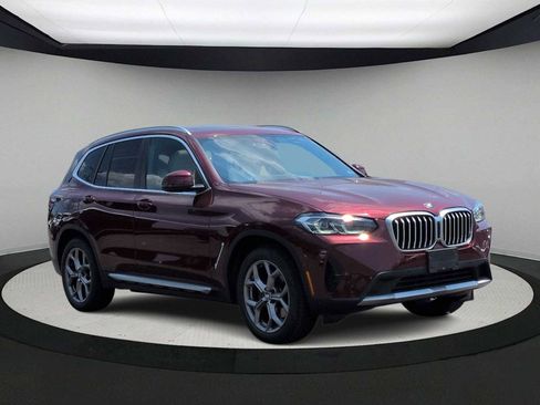 Used 2023 BMW X3 xDrive30i w/ Premium Package AWD/4WD image 2