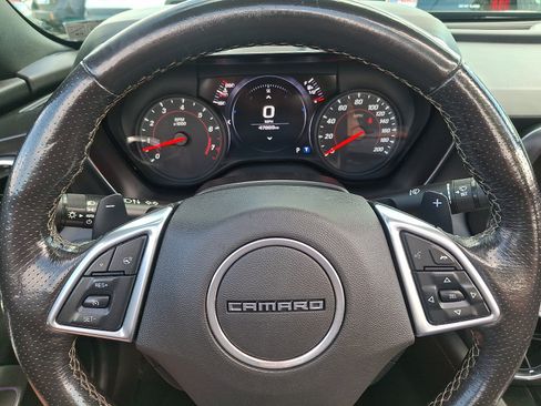 Used 2020 Chevrolet Camaro SS RWD image 18