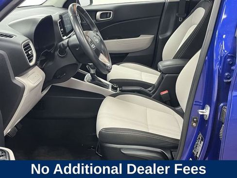 Used 2022 Hyundai Venue SEL FWD image 15