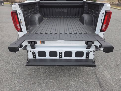 New 2026 GMC Sierra 1500 SLT w/ SLT Premium Plus Package image 23