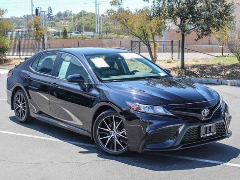 Certified 2024 Toyota Camry SE w/ Convenience Package FWD image 1
